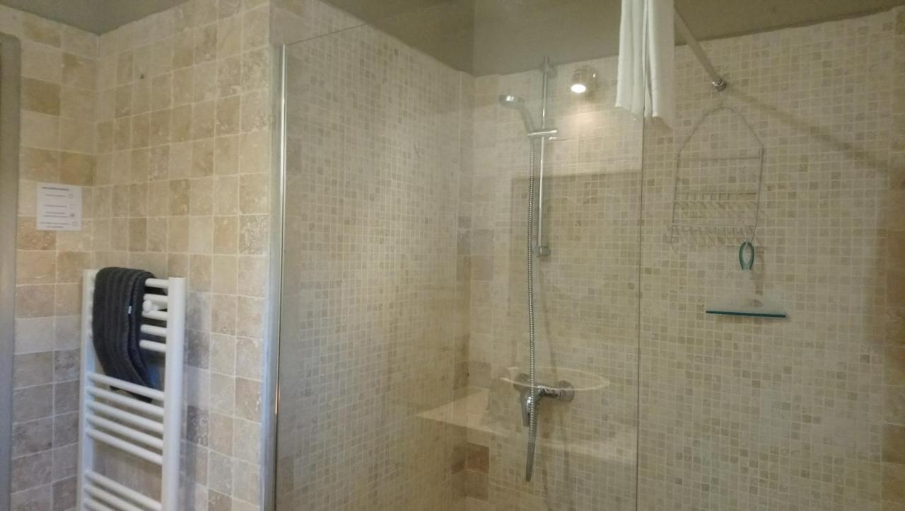 Apartament Un Coin De Luberon LʼIsle-sur-la-Sorgue Zewnętrze zdjęcie